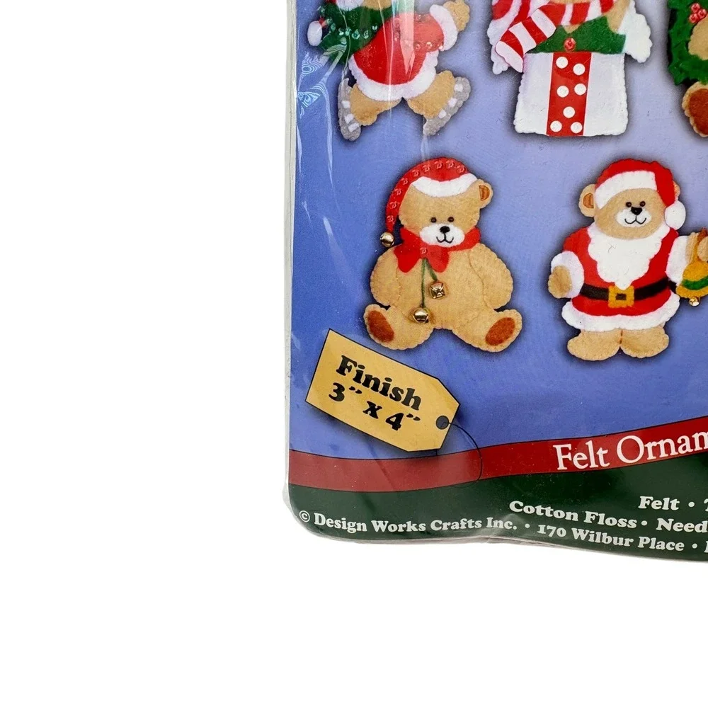 Design Works Crafts Lotsa Bears Felt‎ Ornament Kit 5394 Christmas Teddy Bears